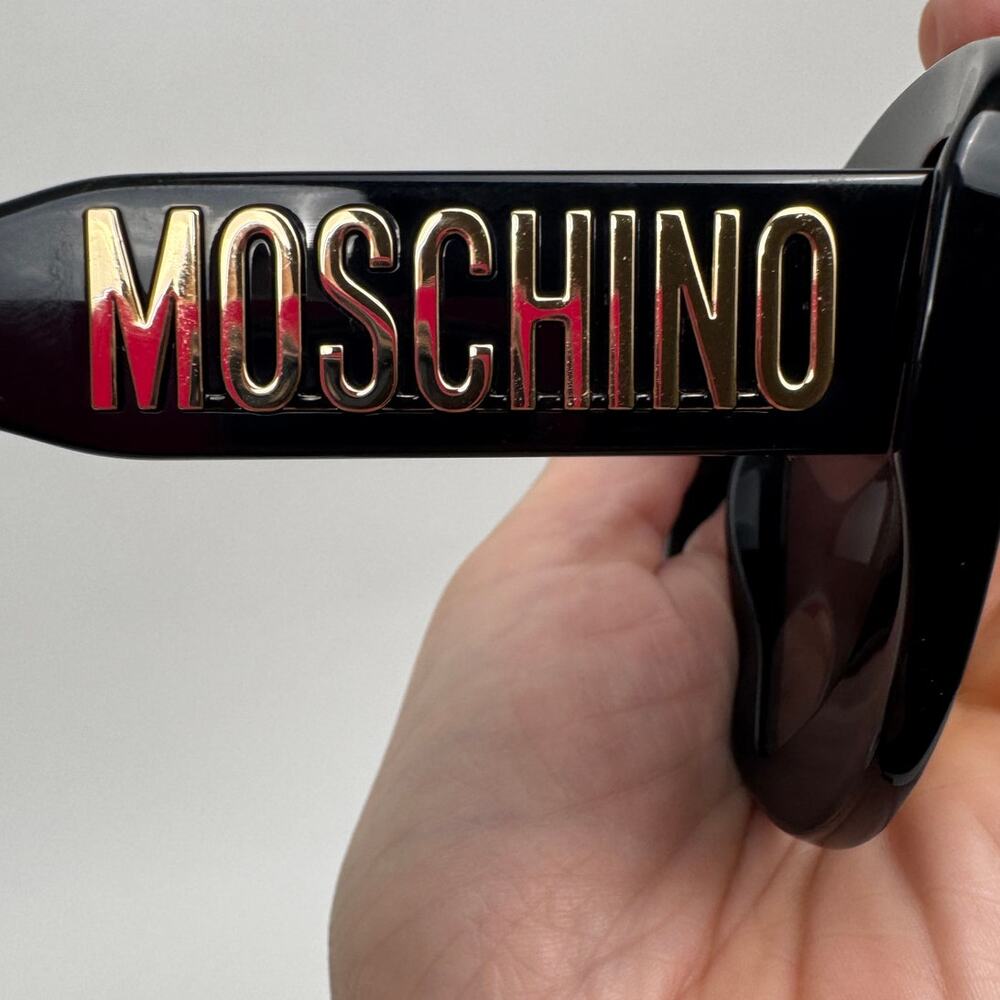 Moschino NWT Heart Shaped Jet Black Oversized Frame Sunglasses - Picture 3 of 12